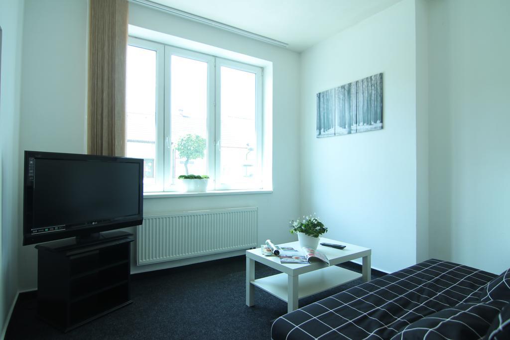 Apartman Amanda 波杰布拉迪 外观 照片